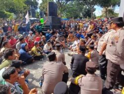 Ribuan Warga Riau Geruduk Kejati, KOMMARI Layangkan Lima Tuntutan Soal Penertiban Kawasan Hutan