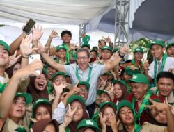 Bersama Rocky Gerung, Polda Riau Kejar Target Tanam 21.000 Pohon di Bumi Lancang Kuning