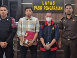 Rugikan Negara Rp1,2 Miliar, Direktur CV Berkah Makmur Resmi Ditahan Kejari Rohul
