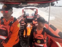 ABK KM Makmur Jaya 89 Jatuh ke Laut, Operasi Pencarian Masih Dilakukan