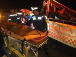 Laka Lantas Ganda di Tol Permai, Dua Orang Meninggal Dunia, PJR Riau Bertindak Cepat