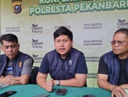 Viral Pengeroyokan di Pekanbaru Berawal dari Penarikan Paksa Mobil Fortuner Putih