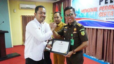 Undang 50 Kepala Sekolah, PWI Kepulauan Meranti Taja Pelatihan dan Seminar Jurnalistik